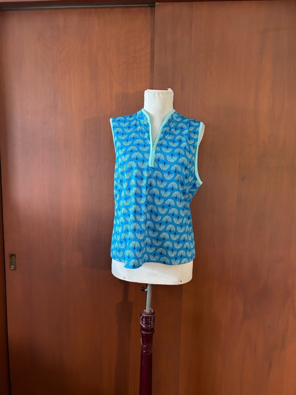 NWT Sigrid Olsen Teal and Aqua Shell-Print Top